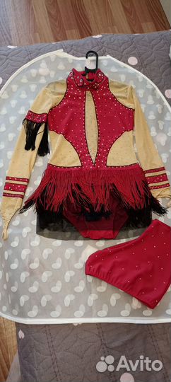 Шью платье на заказ для фигурного катания