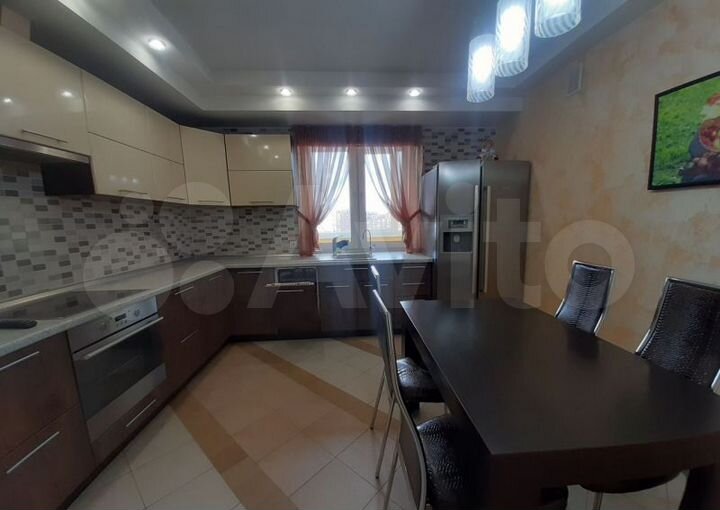 3-к. квартира, 105 м², 11/12 эт.