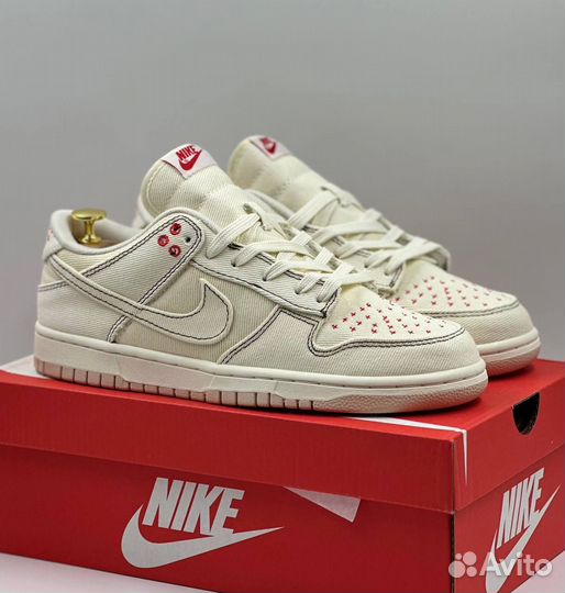 Кроссовки Nike Dunk Low 