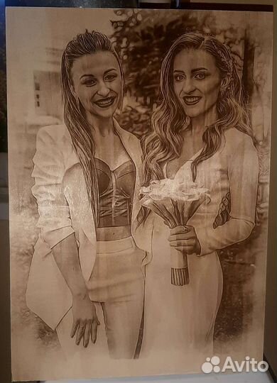 Портрет лазером на фанере и керамической плитке