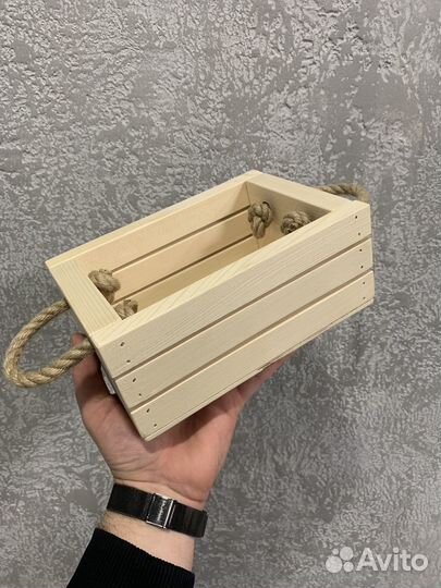 Ящик деревянный подарочный