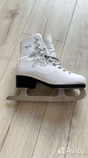 Коньки фигурные