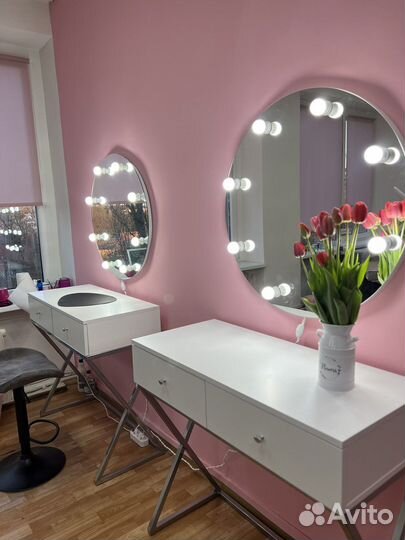 Сдам рабочее место бровиста-визажиста