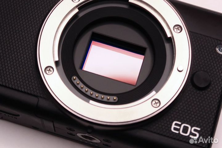 Фотоаппарат Canon EOS M100 (24Мп) + 15-45 IS STM