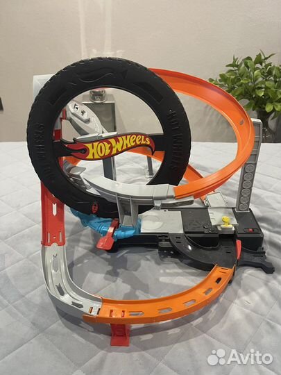 Гоночный трек hot wheels шиномонтаж