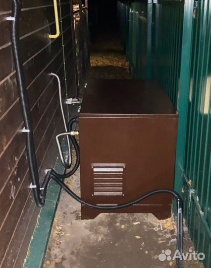 Генератор газовый 5 кВт 220В в кожухе