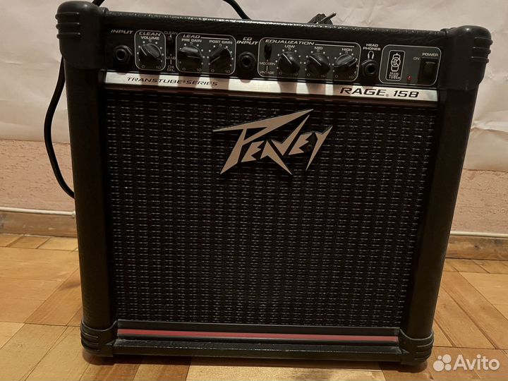 Гитарный комбоусилитель Peavey rage 158