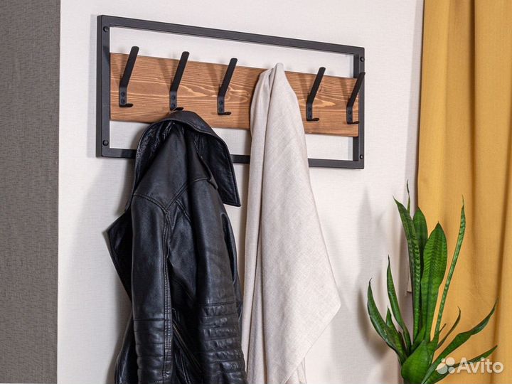 Вешалка настенная