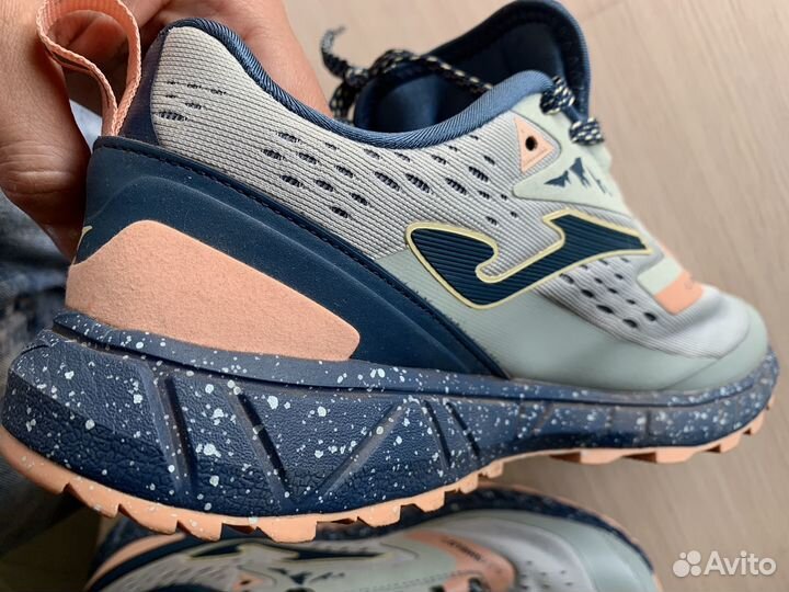 Кроссовки Joma