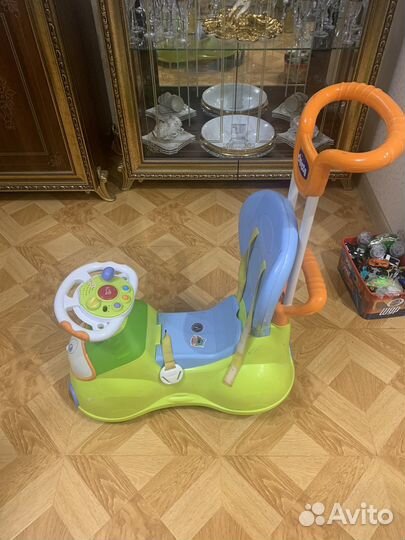 Детская машинка каталка с ручкой бу