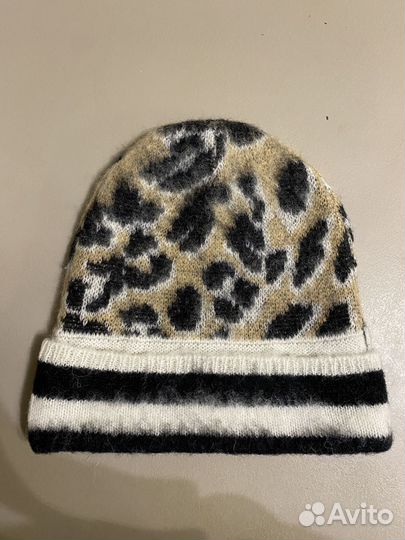 Шапка женская guess