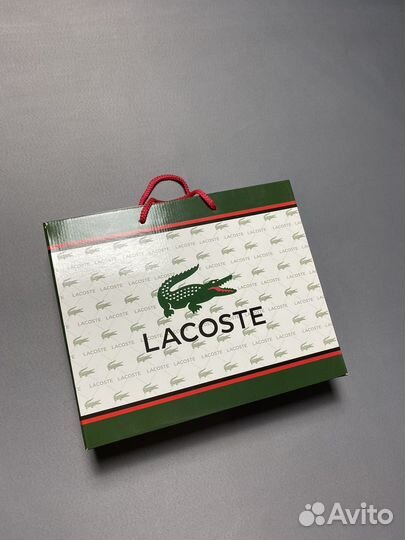 Полотенца женские Lacoste