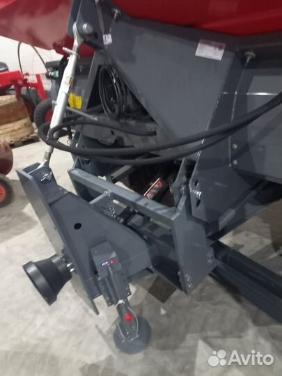 Разбрасыватель удобрений Unia MX-3000, 2023