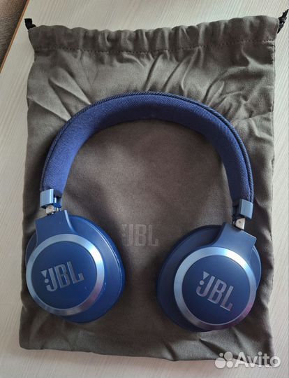 Беспроводные наушники jbl live 770nc