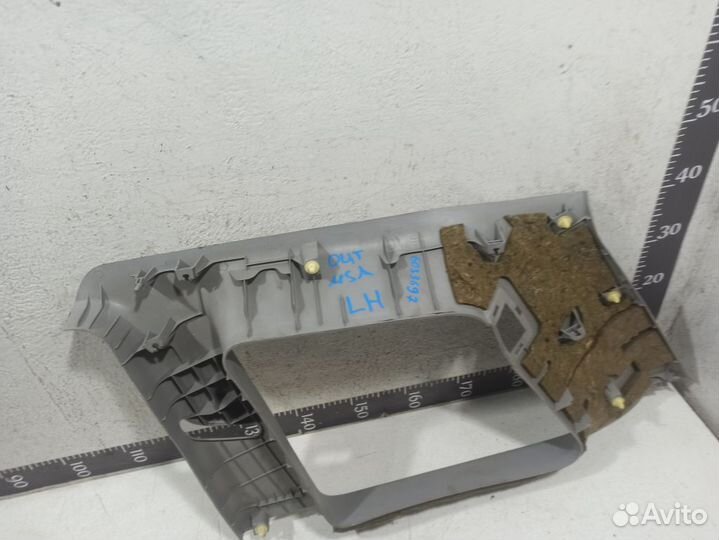 Обшивка заднего левого крыла