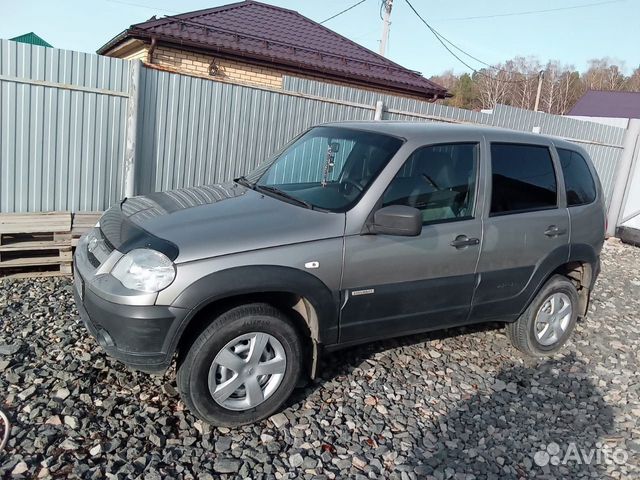 Chevrolet Niva 1.7 MT, 2016, 103 000 км с пробегом, цена 750000 руб.