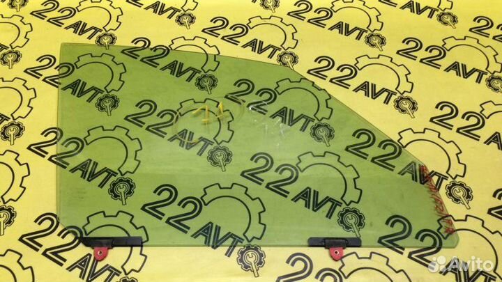 Стекло переднее правое Toyota Opa ZCT10 1ZZ-FE