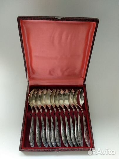 Набор мельхиоровых чайных ложек в коробке СССР