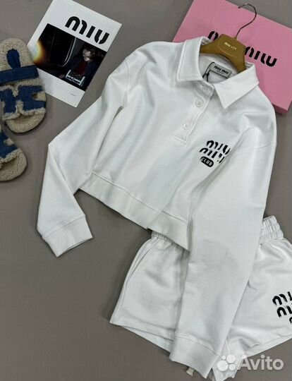 Костюм Miu miu с шортами