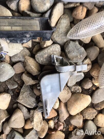 Toyota vitz плафон подсветка