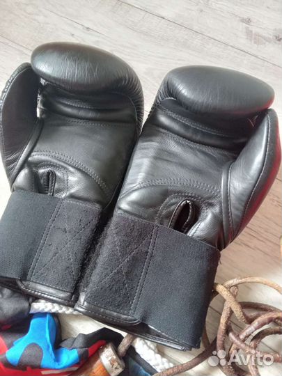 Набор для кикбоксинга,тайского бокса