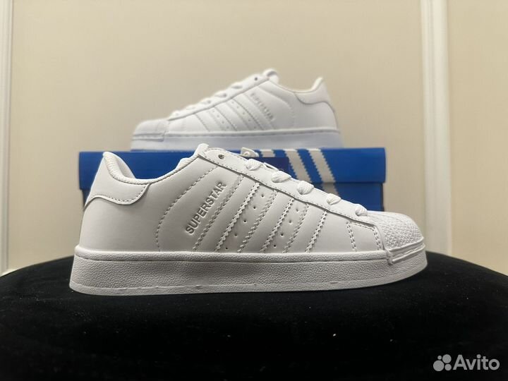 Adidas superstar