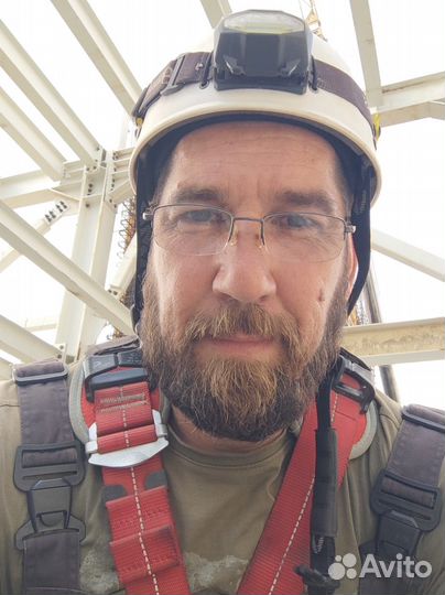 Бригадир монтажного звена, монтажник-высотник, про