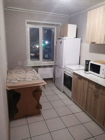 2-к. квартира, 49 м², 3/5 эт.