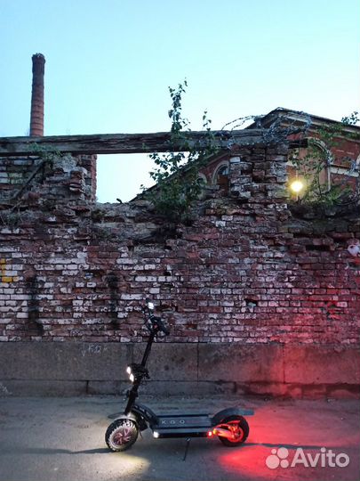 Внедорожный полноприводный Kugoo G-booster 48V23AH