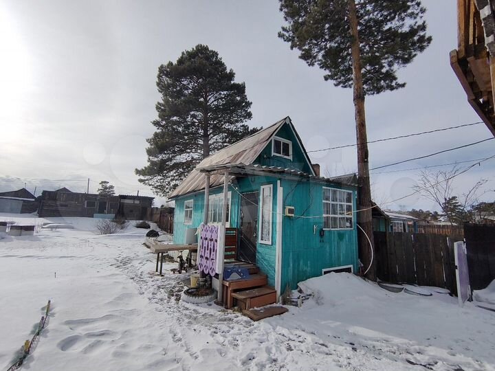 Дача 15 м² на участке 8,5 сот.