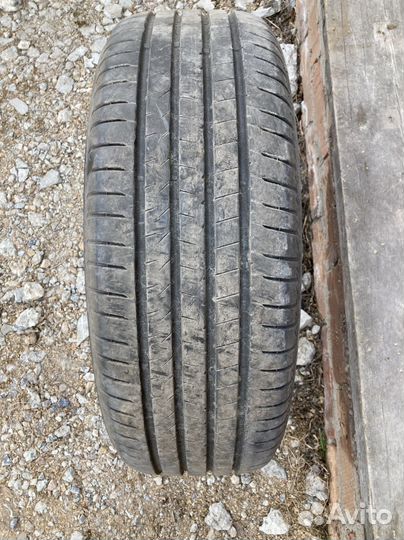 Bridgestone Alenza 001 225/55 R19 99V