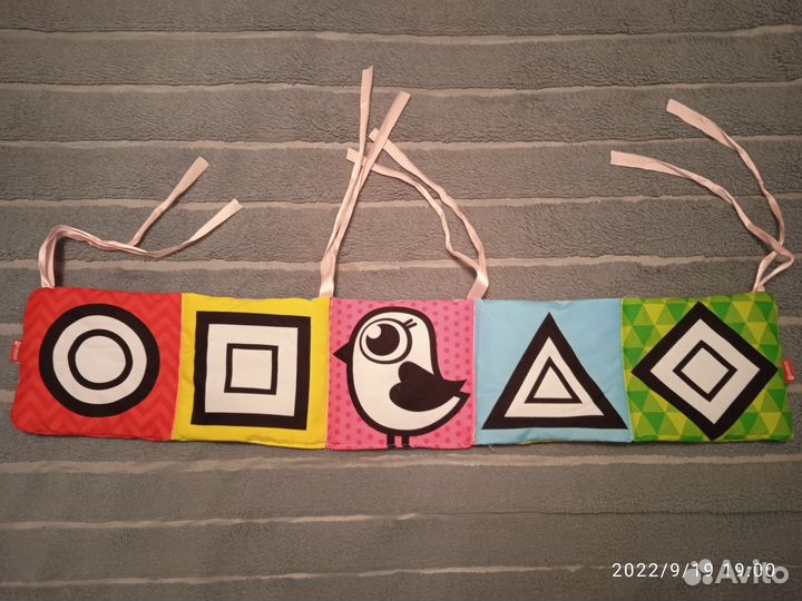 Мягкая книжка бортик с шуршалкой в кроватку