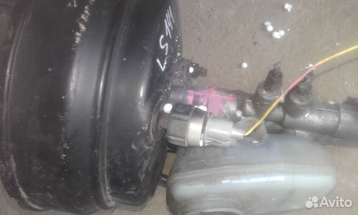 Вакуумный усилитель тормозов