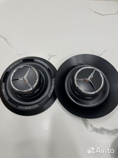 Колпак Mercedes AMG a0004003200 черный 164 мм