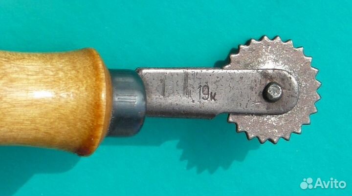 Антикварный метчик клеймо на металле 40-е г.г