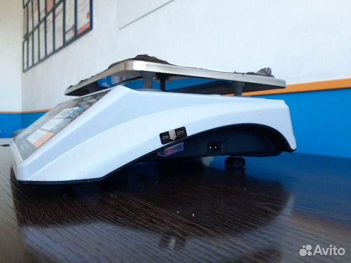 Весы торговые M-ER 328 touch-M