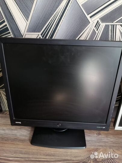 Монитор 17 дюймов