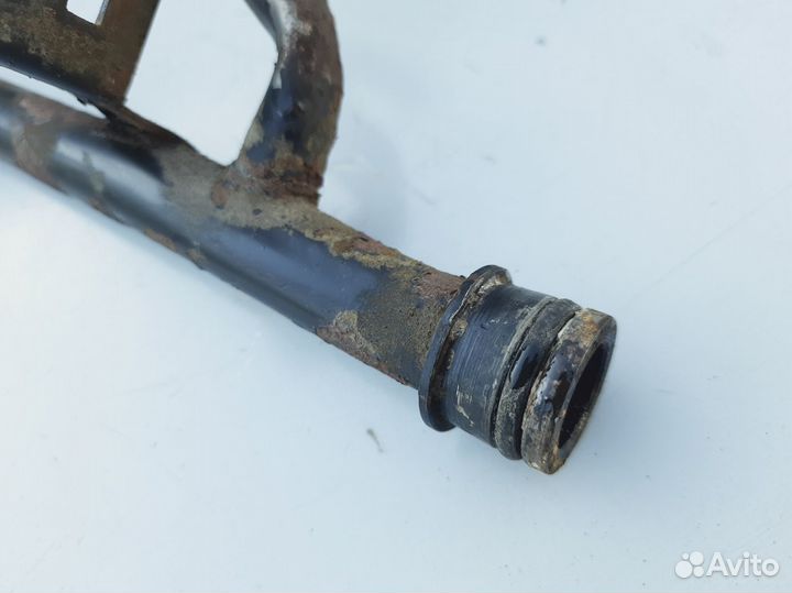 Трубка охлаждения Skoda Octavia A4 Golf 4