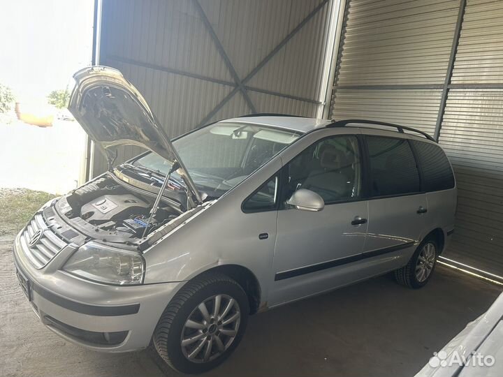 Авторазборка Volkswagen Sharan 1.9 дизел МКПП