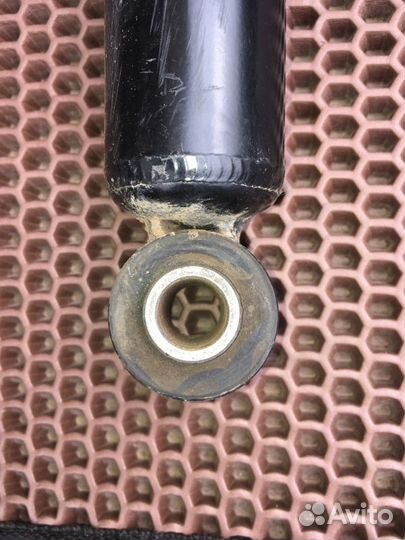 Амортизатор задний Opel Astra H Z16XER 2007