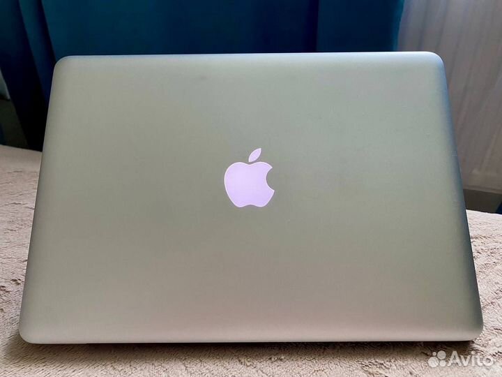 Apple MacBook Pro 13