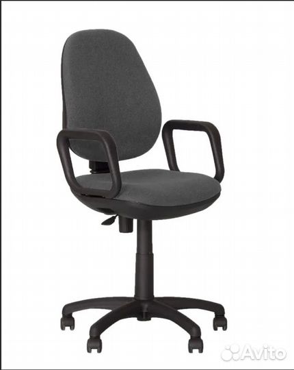 Компьютерное кресло 