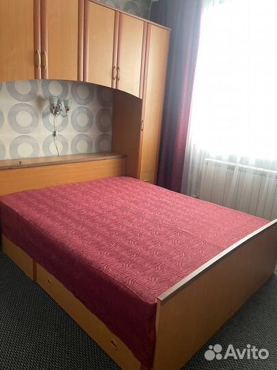 Кровать двухспальная с матрасом бу 160 200