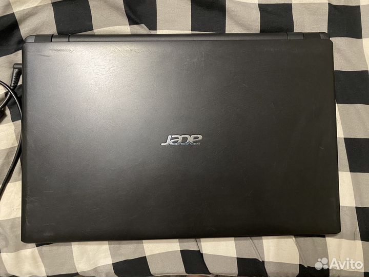 Ноутбук acer i3 2367m / 2 карты / ssd