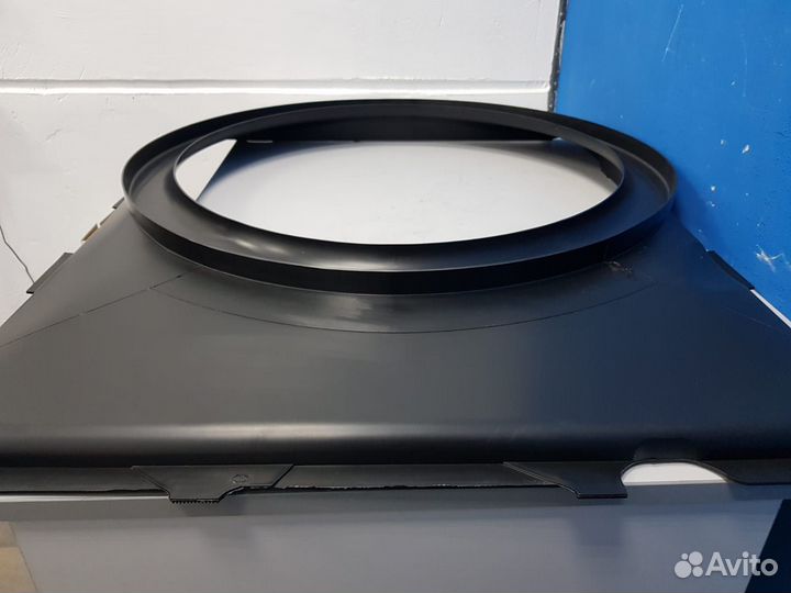 Диффузор радиатора Мерседес Аксор