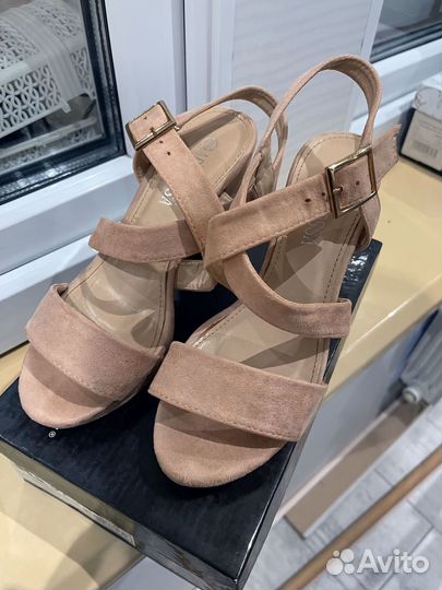 Босоножки женские 36 размер