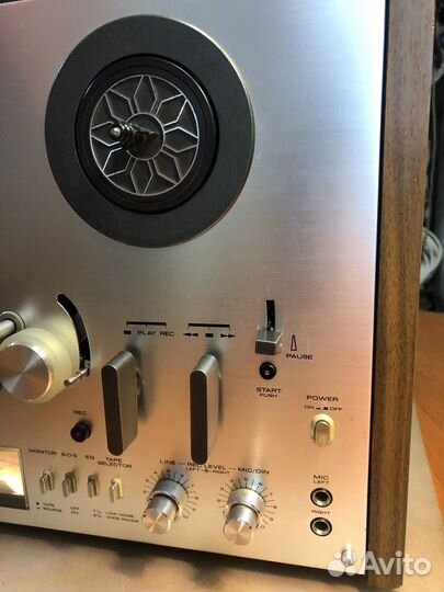 Akai GX-4000D Катушечный магнитофон