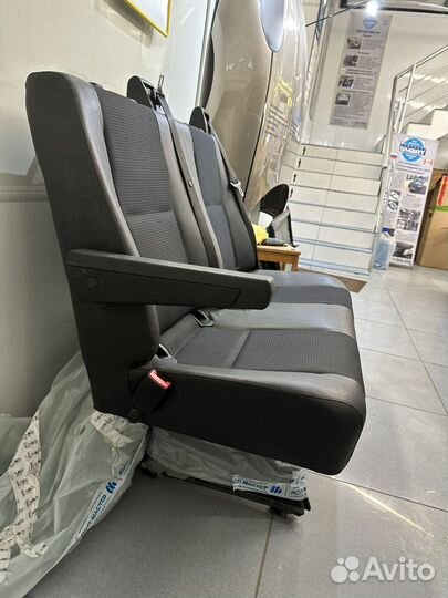 Сиденье салонное двухместное мерседес