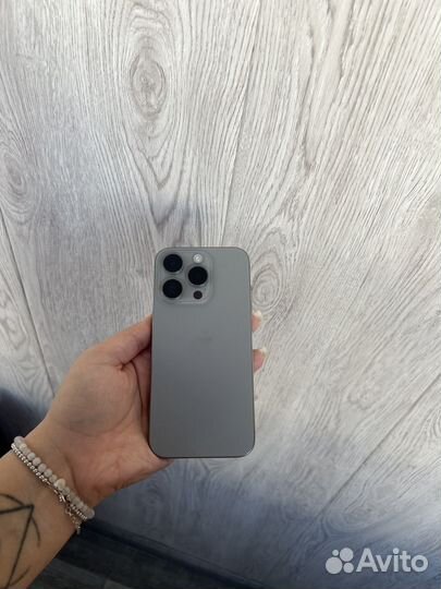 iPhone 15 Pro, 128 ГБ