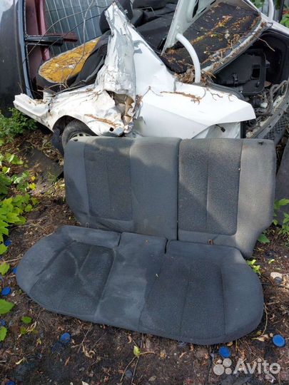 Сиденья задние Hyundai Accent.2009г